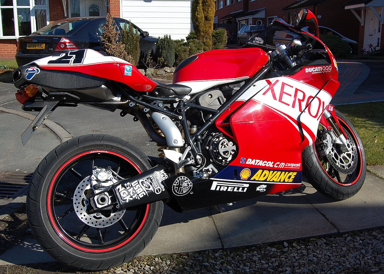 Ducati 916 motorcycle red