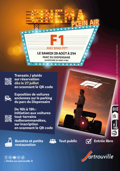 Rassemblement de voitures anciennes à l'occasion d'un cinéma plein air