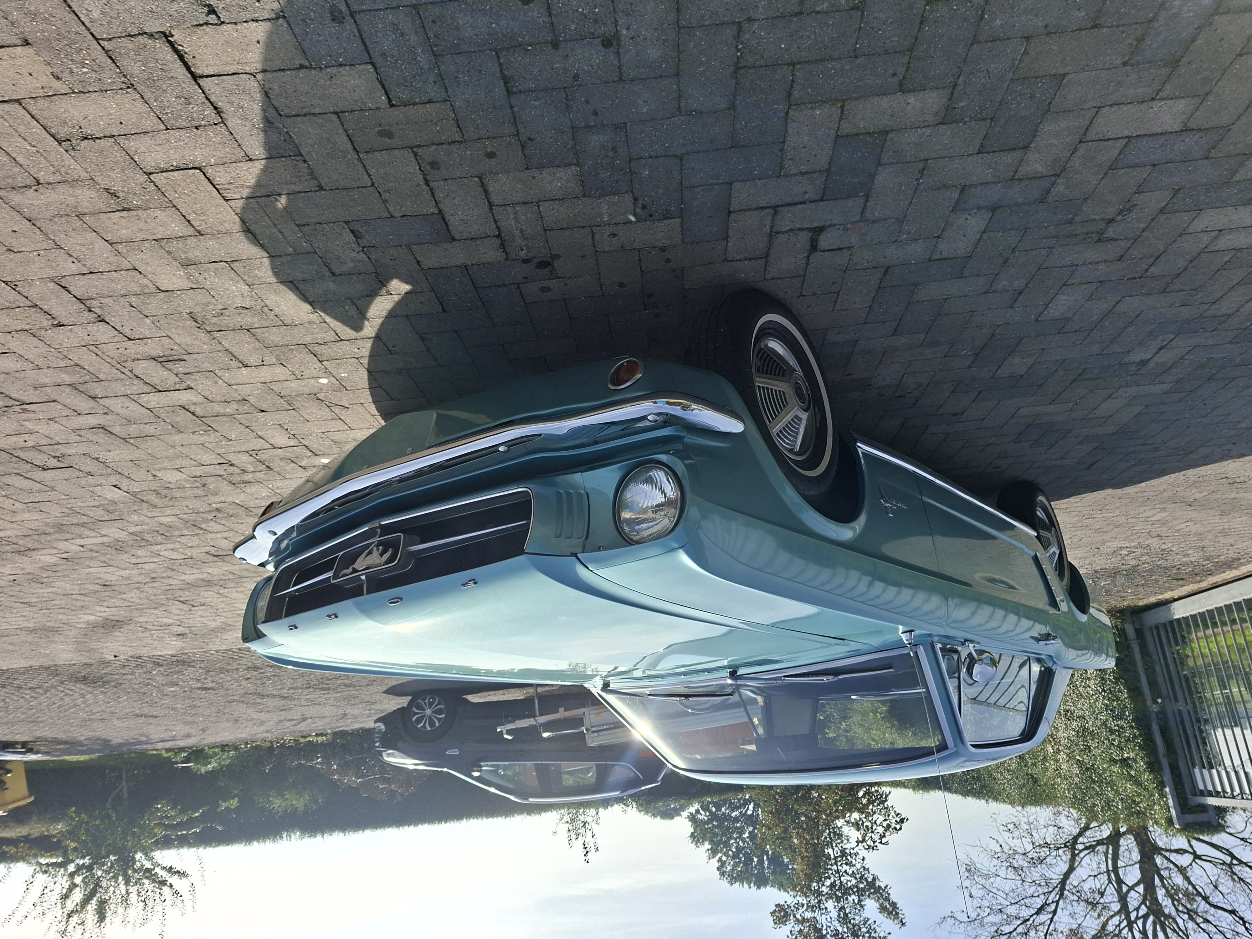 Ford Mustang Coupé del 1965 – Sei Cilindri da 3,3 Litri, Automatica, Titolo USA