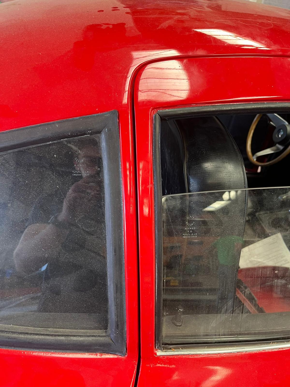 Opel GT von 1969 – Rotes Coupé, Bereit zur Restaurierung, Motor Läuft