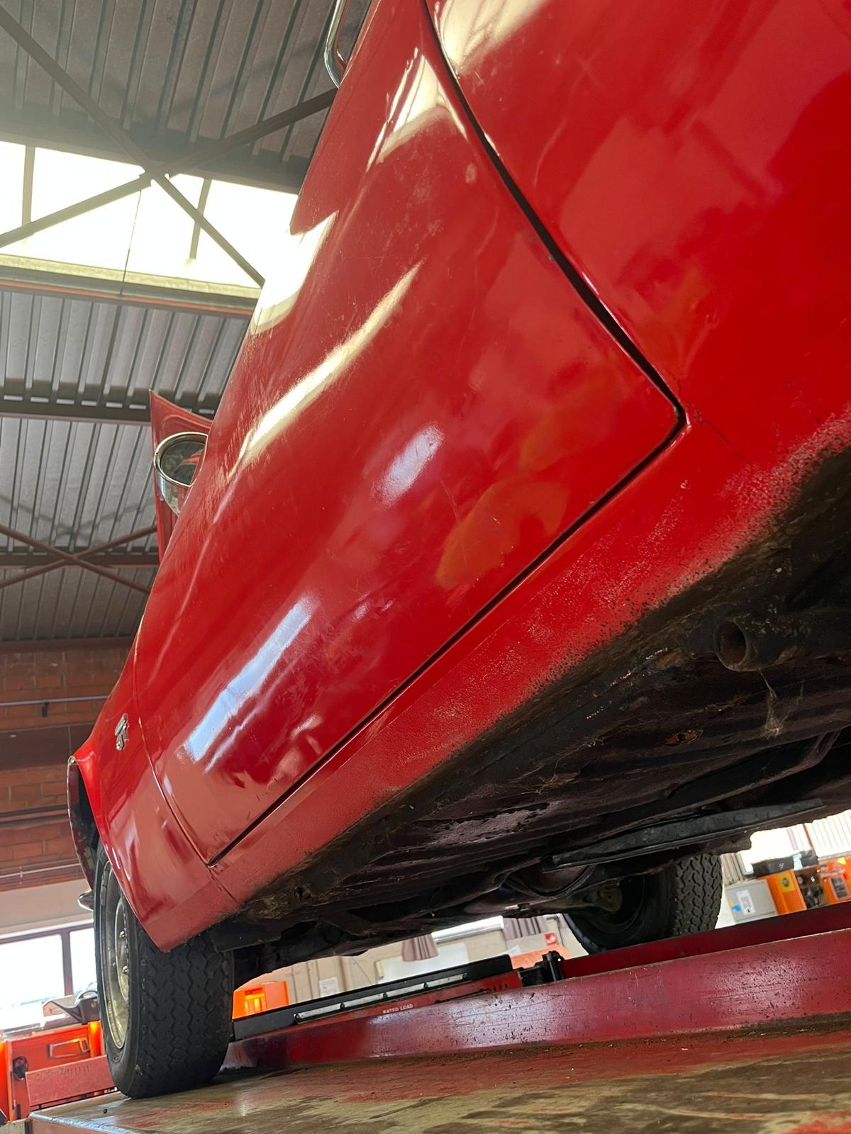 Opel GT von 1969 – Rotes Coupé, Bereit zur Restaurierung, Motor Läuft