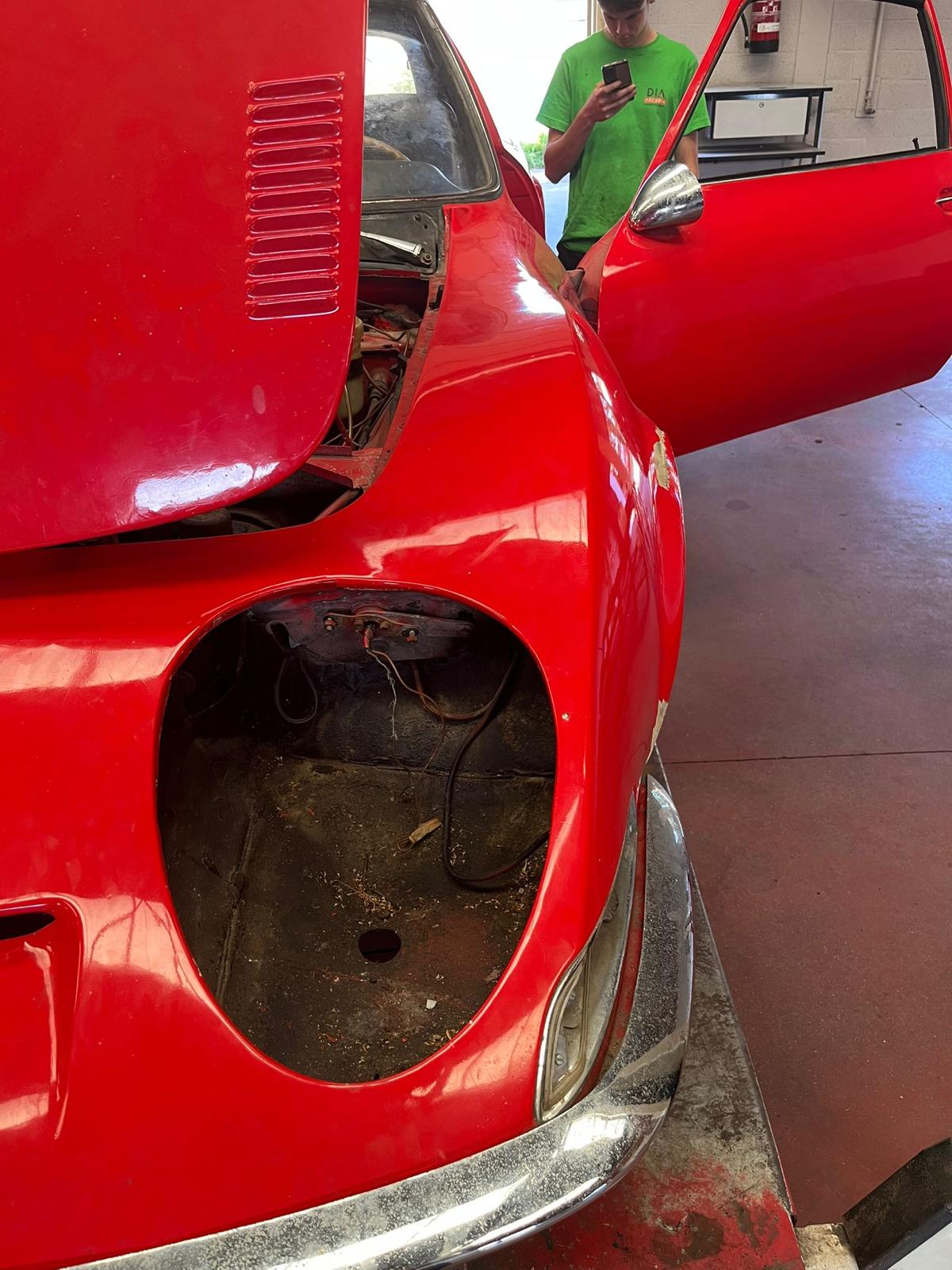 Opel GT von 1969 – Rotes Coupé, Bereit zur Restaurierung, Motor Läuft