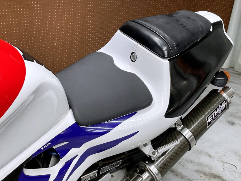 Honda rvf 400 NC35