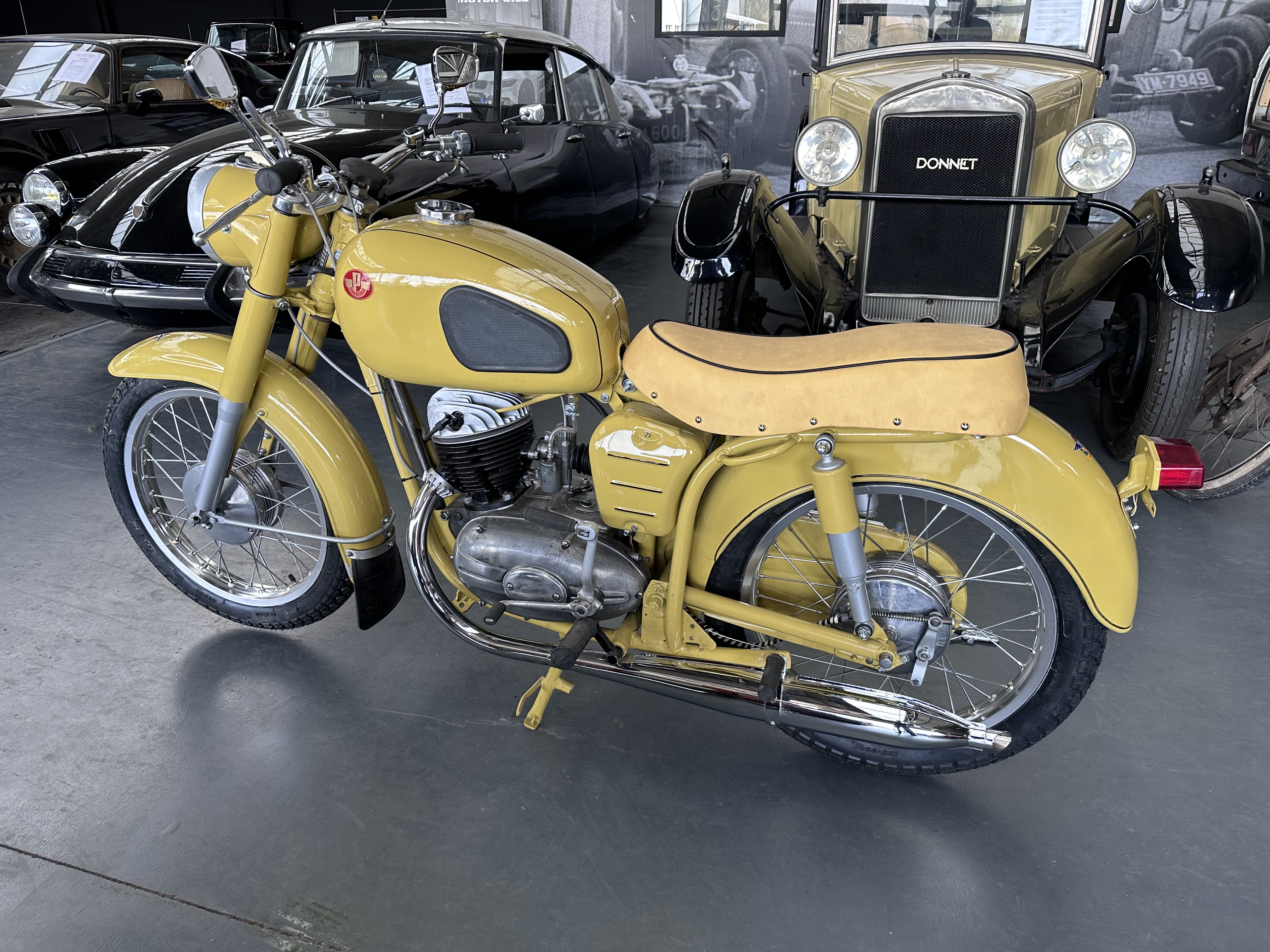 1968 Pannonia P10 – 250cc 2-Stroke / Fully Restored / Rare Hungarian Classic