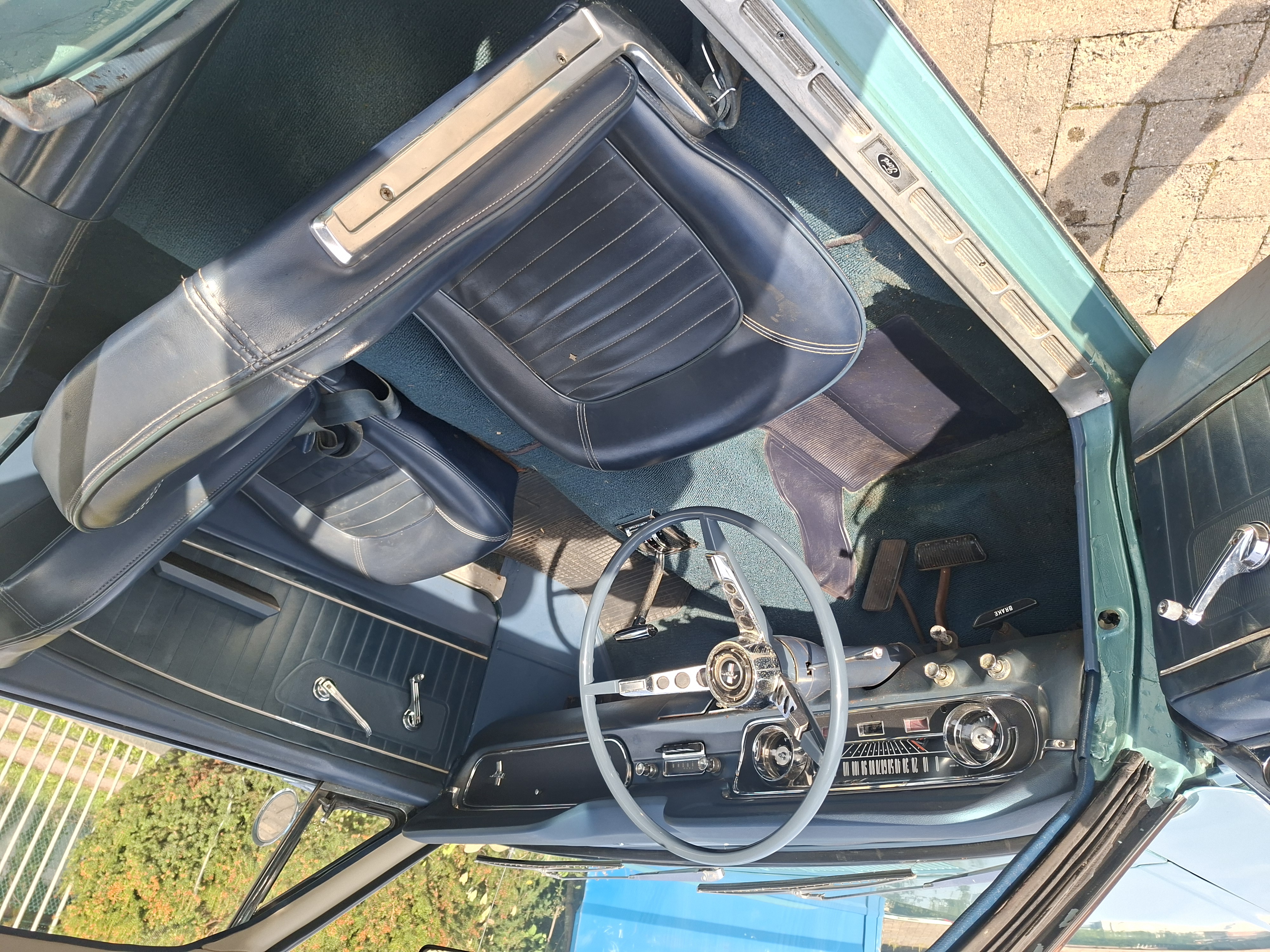 Ford Mustang Coupé del 1965 – Sei Cilindri da 3,3 Litri, Automatica, Titolo USA