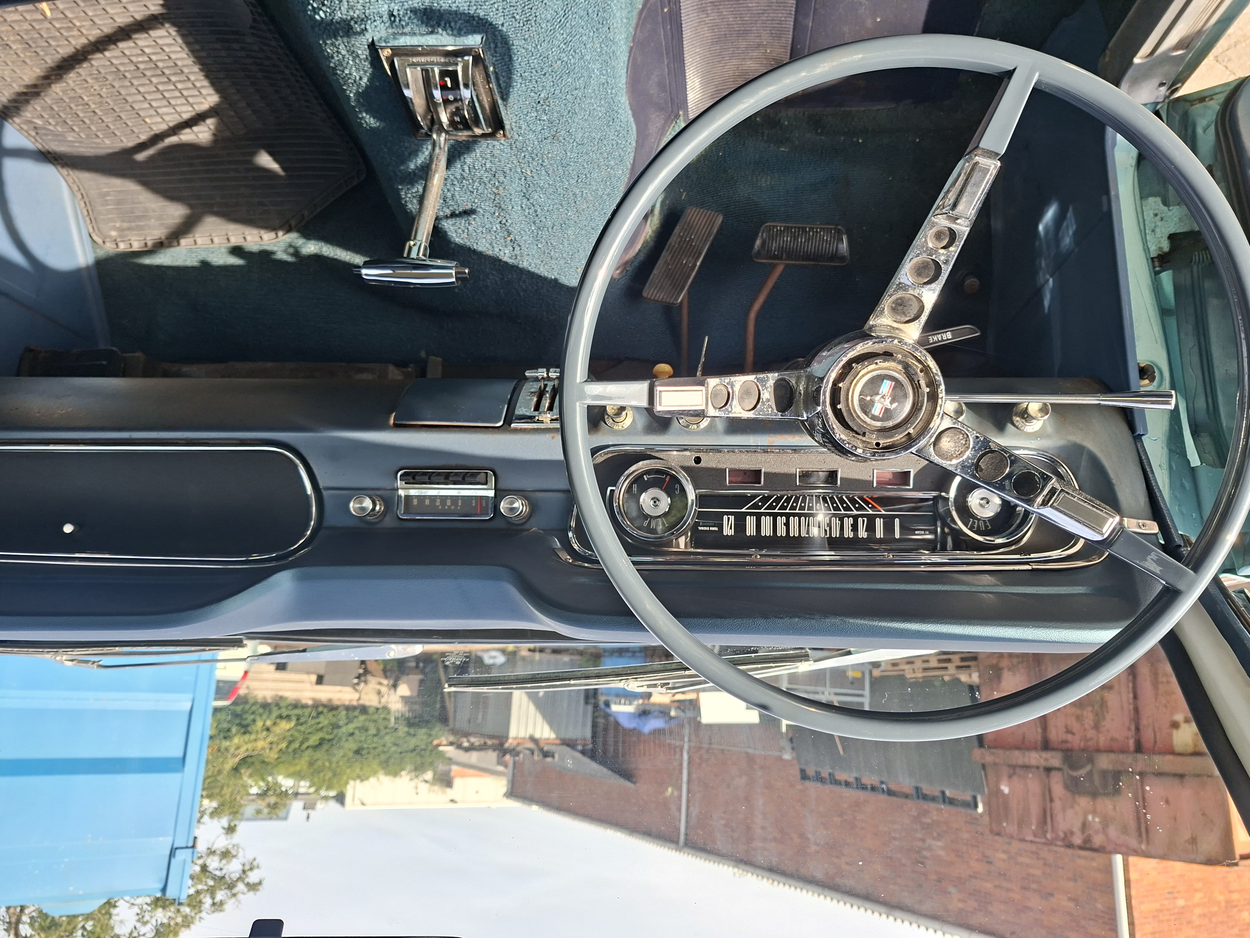Ford Mustang Coupé del 1965 – Sei Cilindri da 3,3 Litri, Automatica, Titolo USA
